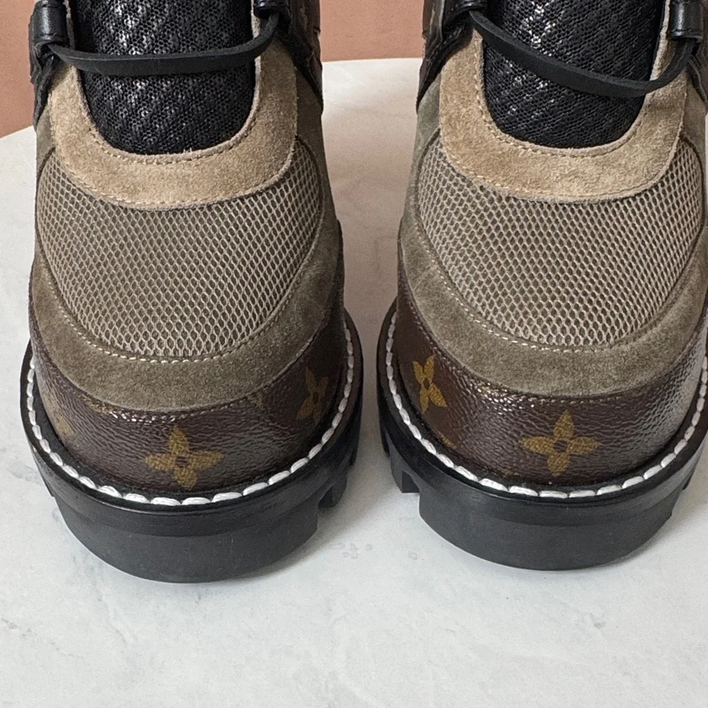 Louis Vuitton Beige and Black Heeled Boots - Picture 5 of 11